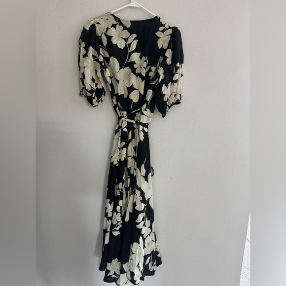 NWT Velvet graham & Spencer Floral Kai Daylily Floral Printed Wrap Dress S - Picture 7 of 8